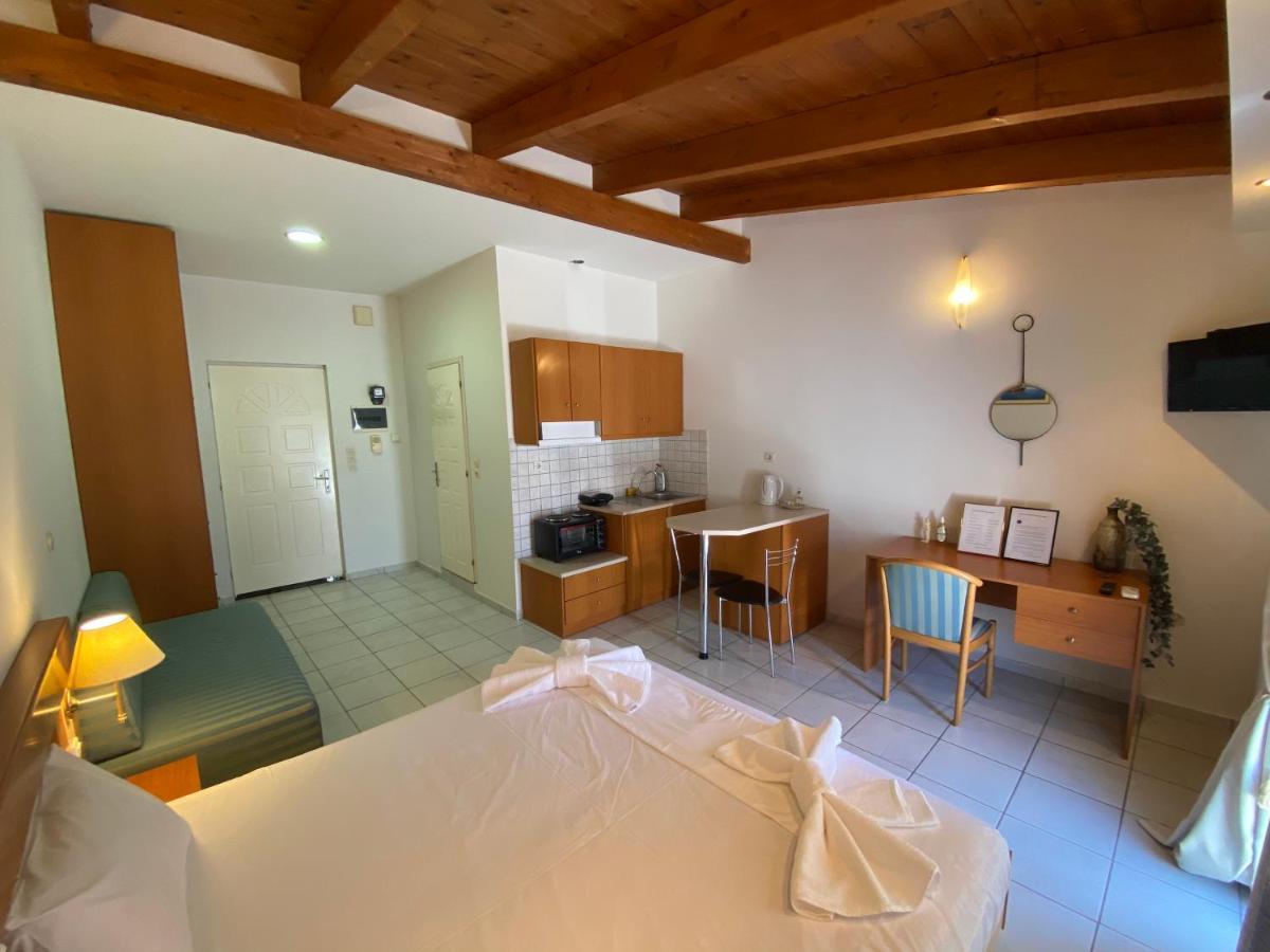 Le Chris Central Apartments Réthymnon Extérieur photo
